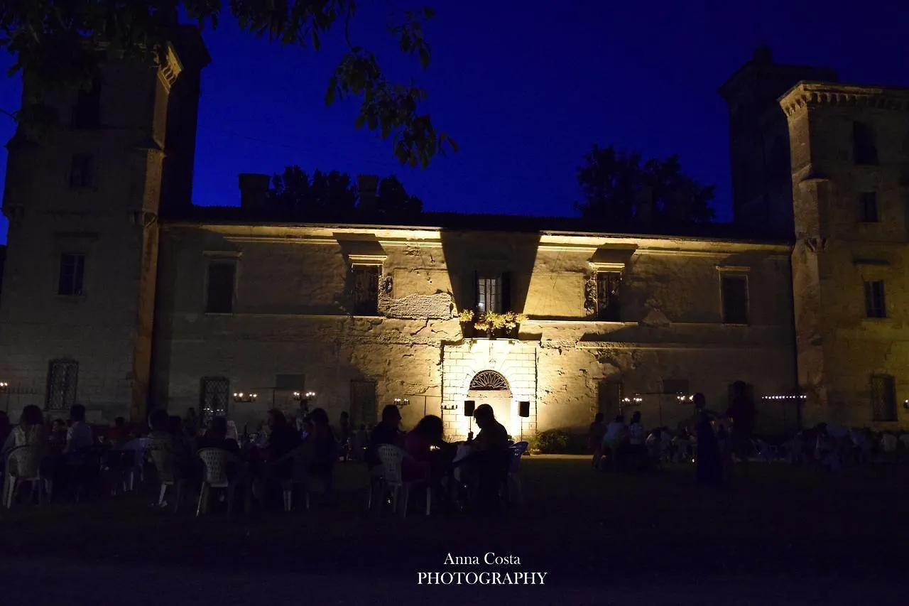 Ostello Castello Mina Della Scala Casteldidone Hostel